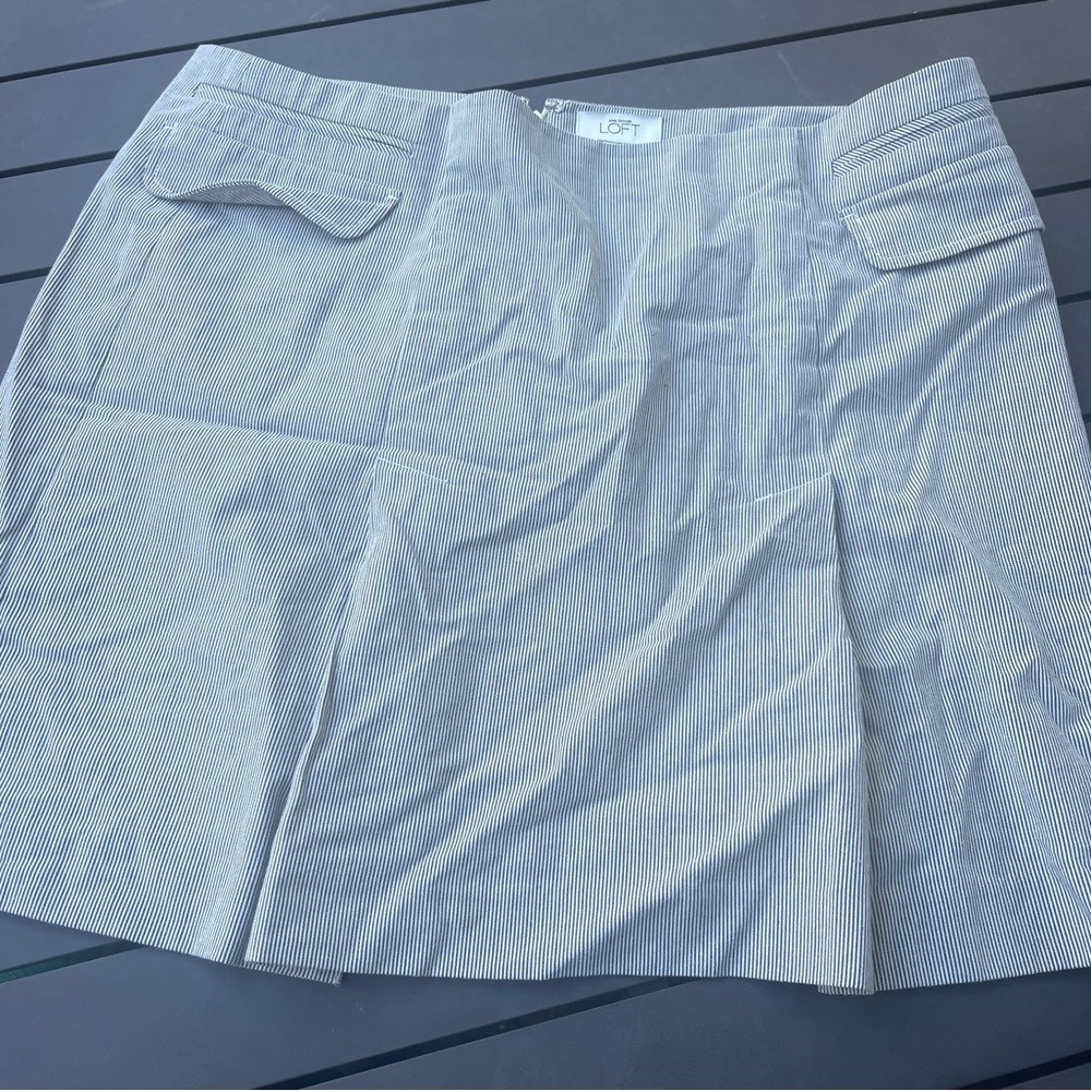 Ann Taylor Loft pinstripe skirt, size 16